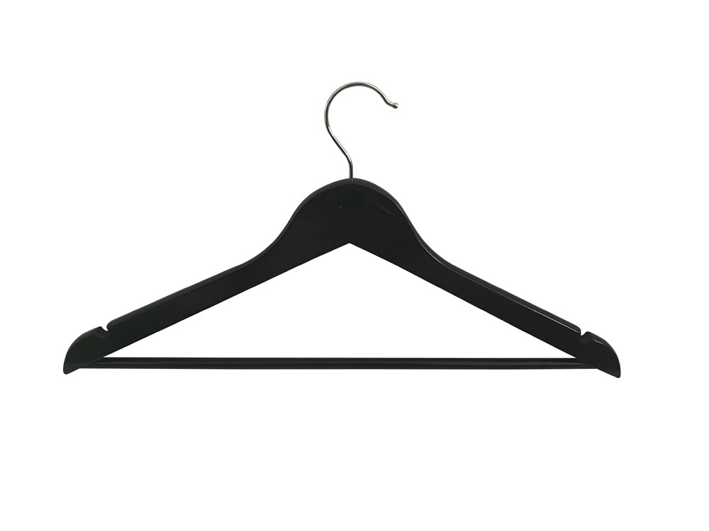 Wieszak drewniany na ubrania czarny Wieszak drewniany na ubrania czarny