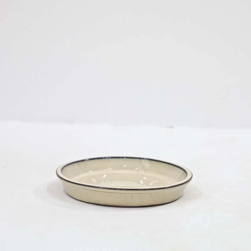 Podstawka ceramiczna szkliwiona krem - 22 cm Podstawka ceramiczna szkliwiona krem - 22 cm