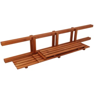 Drewniany stojak na kwiaty do ogrodu lub na balkon.