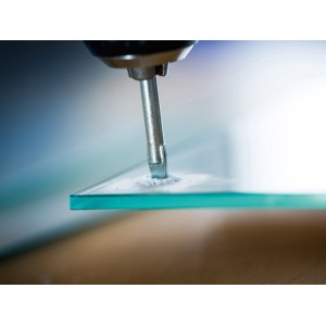 Wiertło do szkła LUX Classic 10 mm wierci otwór w szklanej tafli.