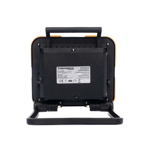 Germina Naświetlacz przenośny akumulatorowy LYNX 20W 5000K 1900lm IP65