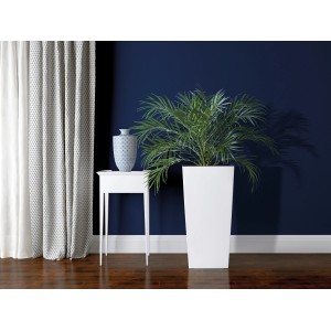 Biała, mrozoodporna donica z tworzywa sztucznego Orbis Finezja, 75x40x40 cm, do użytku wewnątrz i na zewnątrz.