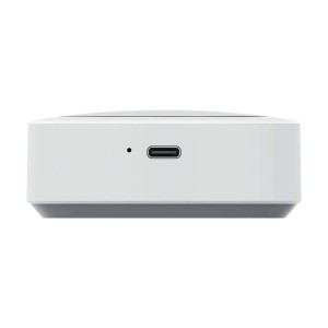 Zbliżenie lampki podszafkowej t.b.t. z portem USB-C.