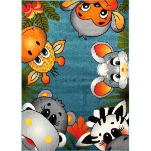 Niebieski dywan ze zwierzęcymi motywami (żyrafa, zebra, hipopotam, mysz). Dywan z krótkim włosiem dla dzieci.