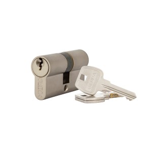 Wkładka drzwiowa t.b.t. z kluczami, kolor srebrny.