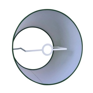 Zielony abażur do lamp, wewnątrz jasnoszary.