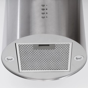 Zbliżenie srebrnego okapu wyspowego.