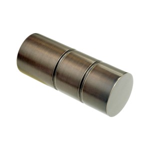 Końcówka do karnisza, kolor brązowy, kształt cylindryczny.