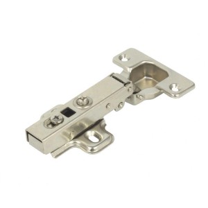 Metalowy zawias meblowy do montażu na meblach.