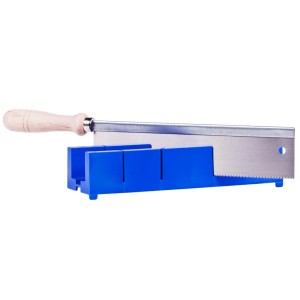 Zestaw do cięcia pod kątem LUX Classic z piłą precyzyjną i skrzynką uciosową do precyzyjnych cięć.