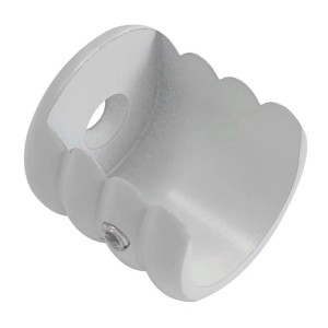 Srebrna końcówka do karnisza, widok szczegółowy.