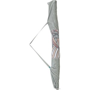 Zapakowany parasol balkonowy t.b.t. z paskiem do noszenia.