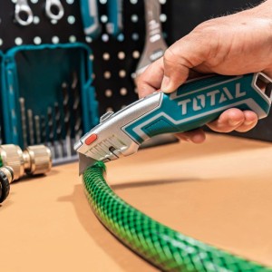 TOTAL Tools Nóż do tapet + zestaw 5 ostrzy 19 mm