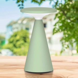 Zielona lampa stołowa w kształcie stożka do dekoracyjnego oświetlenia.