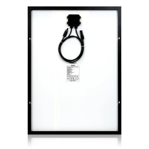 Tył czarnego modułu fotowoltaicznego z kablami i puszką przyłączeniową.