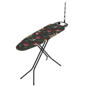 Deska do prasowania t.b.t. z kwiatowym pokrowcem i podstawką na żelazko.