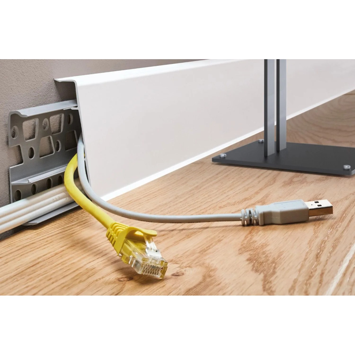 Cezar Listwa przypodłogowa Hi-Line PVC Dąb Sardynia 75x22x2500_3