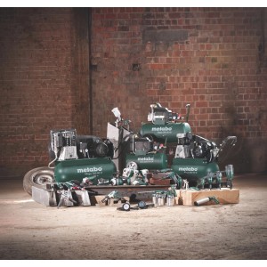Wiele kompresorów Metabo. Metabo Kompressor Basic 250-50 W to smarowany olejem kompresor tłokowy.