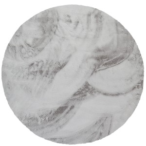 Okrągły, szary dywan z długim włosiem o marmurkowym wyglądzie.