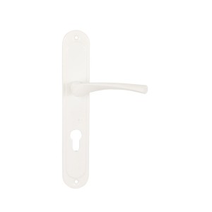 Biały zestaw klamek do drzwi wewnętrznych.