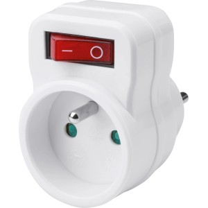 Biała przejściówka do gniazdka z uziemieniem i czerwonym włącznikiem do włączania i wyłączania urządzeń.