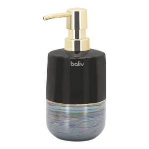 Czarny dozownik do mydła ze złotą pompką, część zestawu akcesoriów łazienkowych.