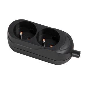 Czarna listwa zasilająca t.b.t. z dwoma gniazdami do przedłużaczy.