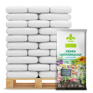 Paleta z workami ziemi uniwersalnej Kronen, worek 50L w szczegółach.