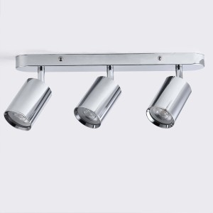 Chromowana listwa oświetleniowa LED t.b.t. z trzema reflektorami.