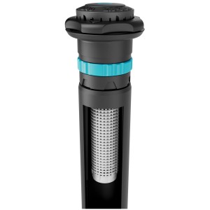 Zraszacz wynurzalny Gardena MD40 do nawadniania trawników do 40 m², widoczne szczegóły filtra.