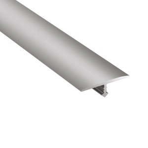 Srebrna listwa przejściowa t.b.t. do podłóg.