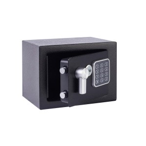 Otwarty, czarny sejf Yale Value Safe XS z kodem numerycznym i srebrnym uchwytem.