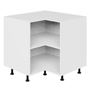 Biała szafka narożna dolna z dwiema otwartymi półkami i czarnymi nóżkami. Rozwiązanie do przechowywania.