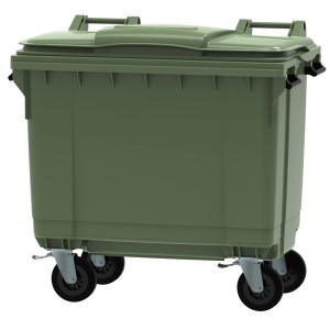 Zielony pojemnik na odpady z pokrywą i kółkami dla łatwej utylizacji.