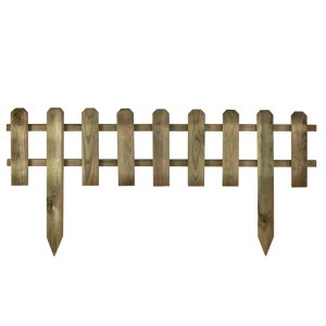 Drewniana obrzeże ogrodowa z kolcami do wbijania w ziemię. Palisada do obrzeży rabat.