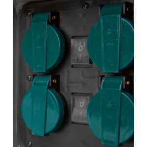 t.b.t. Rozgałęźnik z zielonymi gniazdami bezpieczeństwa i przełącznikami.