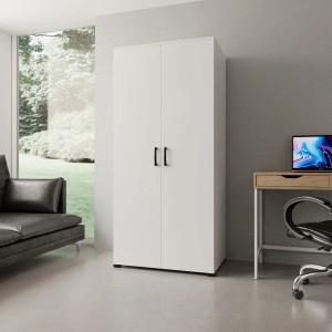 Biała szafa t.b.t. do garderoby lub kompaktowego przechowywania.