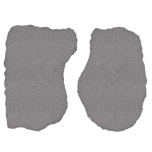 Szare płyty tarasowe/chodnikowe t.b.t. w zestawie, nieregularny kształt.