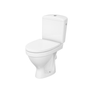 Białe, kompaktowe WC ze spłuczką, widok z przodu.