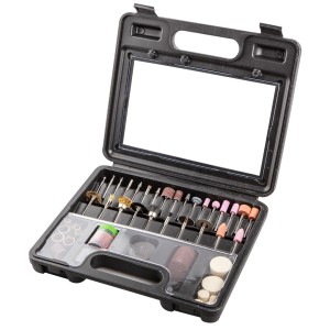 Zestaw akcesoriów do narzędzi miniaturowych w czarnej walizce, różne nasadki.