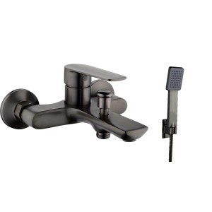 Bateria wannowa t.b.t. z słuchawką prysznicową, nowoczesny design.