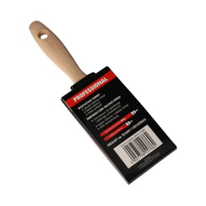 Pędzel t.b.t. z drewnianą rączką, idealny do ścian i ościeżnic.