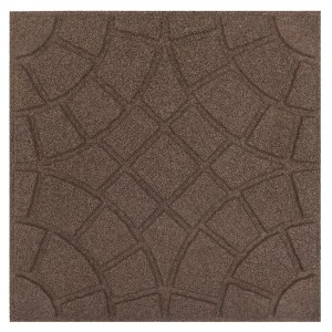 Brązowy podest t.b.t. ze wzorem do użytku zewnętrznego.