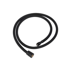 Czarny wąż prysznicowy t.b.t. z dwoma złączami.