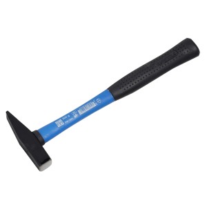 Młotek ślusarski LUX Classic, 200 g, z niebieskim uchwytem z włókna szklanego i stalową głowicą.