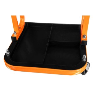 NEO TOOLS Stołek warsztatowy na kółkach z półką na narzędzia - 136 kg