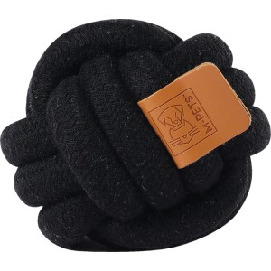 Czarna bawełniana piłka dla psa (Ø 9,5 cm), idealna do przeciągania i dbania o higienę jamy ustnej.