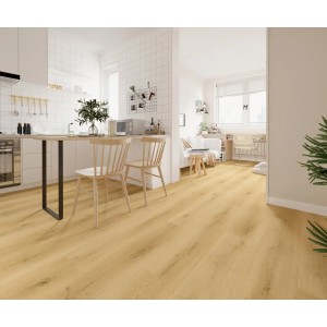 Ułożona podłoga winylowa Dąb Bergen z korkowym podkładem w jasnej kuchni i salonie.