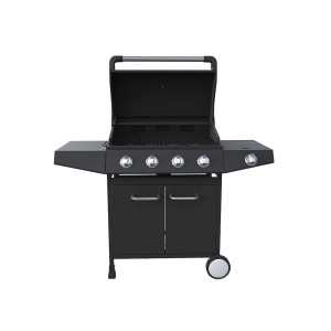 Czarny grill gazowy z czterema palnikami, półkami bocznymi i szafką.