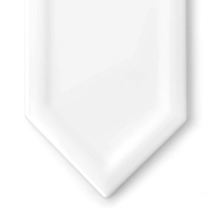 Białe dekory i listwy t.b.t. do dekoracji ścian.